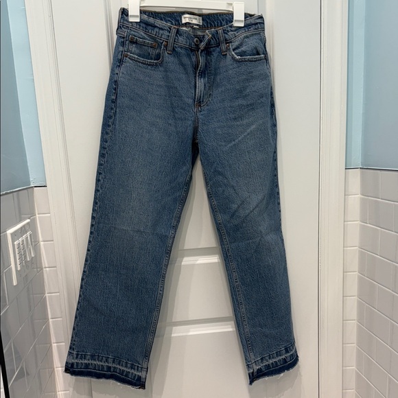 Abercrombie & Fitch Denim - Abercrombie & Fitch Medium Blue Baggy Wide Leg low rise Jeans